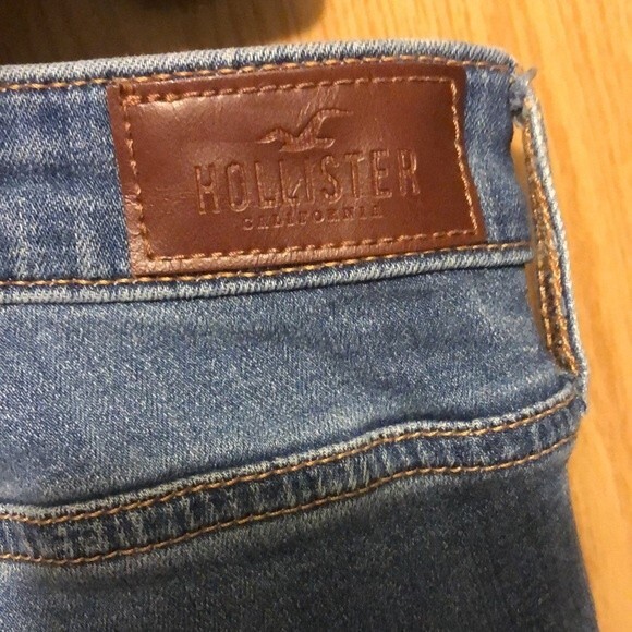 Hollister size 7R high rise slim straight - Picture 8 of 8